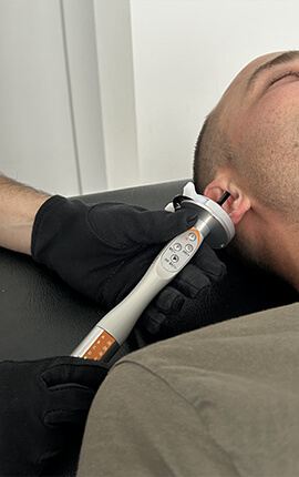 auriculotherapie-tabac-auriculotherapie-pour-arreter-de-fumer-auriculotherapie-sevrage-tabagique-point-acupuncture-oreille-pour-arreter-de-fumer-laser (1) auriculothérapie tabac, auriculothérapie pour arrêter de fumer, auriculothérapie sevrage tabagique, point acupuncture oreille pour arrêter de fumer